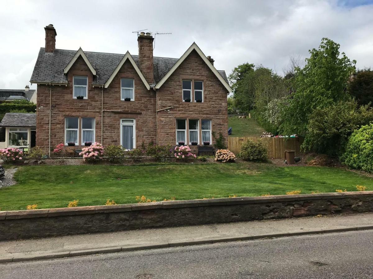 Cromarty View Guest House Accommodations & B&B Dingwall Eksteriør bilde
